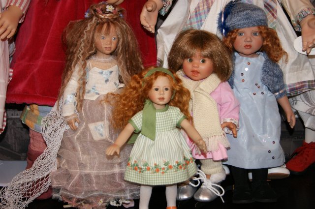 Petite Nadine by Heidi Pluszcok