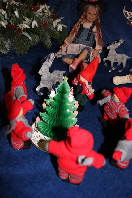 Новый год у Пуки и Лиллеморе от Annette Himstedt