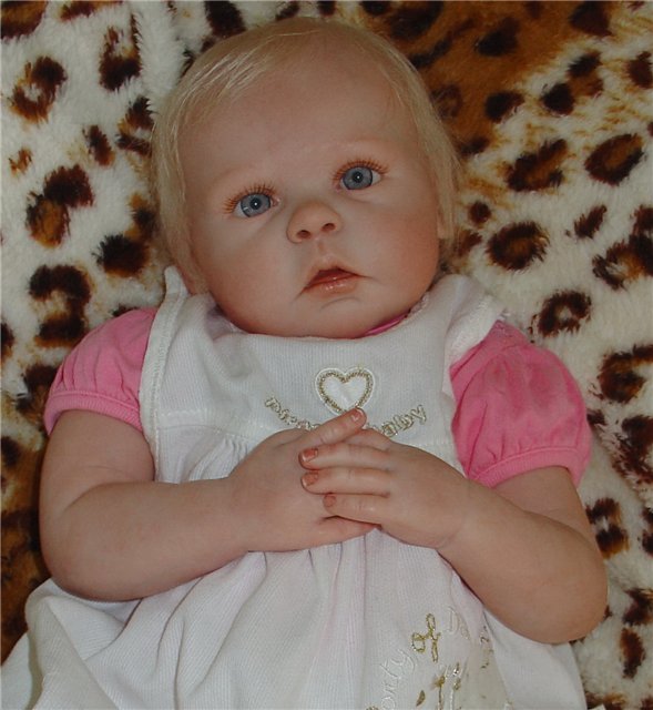 Моя царевна-несмеяна. Малышка-реборн из молда Gracie от Anne Timmerman | Бэйбики Моя царевна-несмеяна. Малышка-реборн из молда Gracie от Anne Timmerman (фото 8)