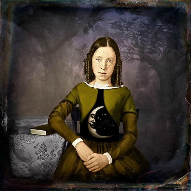 Глубока ли кроличья нора или Хэллоуин в Зазеркалье