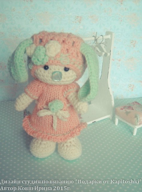 Зайка мятная по имени Зефирка. Игрушка вязанная крючком (фото 2)