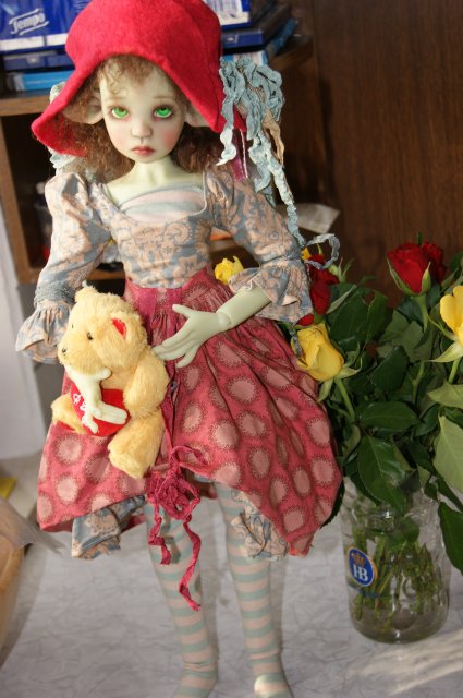 Mademoiselle Buonaparte или росшная Нелличка фавн green Kaye Wiggs с кастомным мейком и аутфитом от Val Zeitler (фото 8)