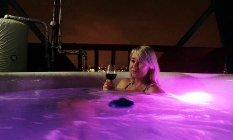 ЗАВИСНУТЬ В ВОЗДУХЕ... Oдин из самых необычных отелей в Мире, Amsterdam, Нидерланды