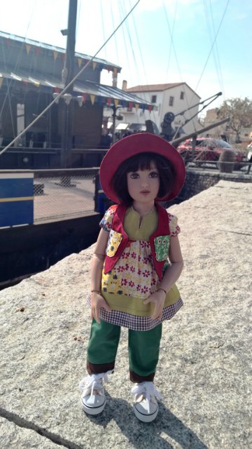 Поезд в Барселону дремлет, или, Мне ещё три платья надеть осталось