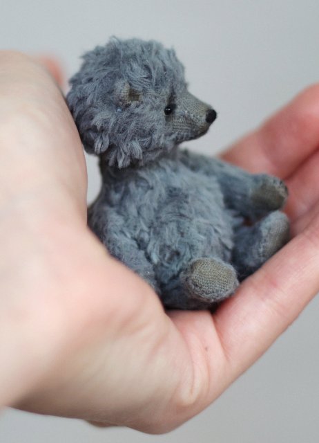 Миниатюрный мишка Дождик. Авторская игрушка ручной работы Татьяны Матляк (фото 8)