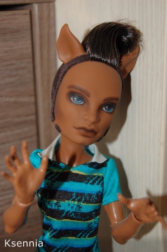 Монстры? Что вы, что вы!...часть 5, pinioned