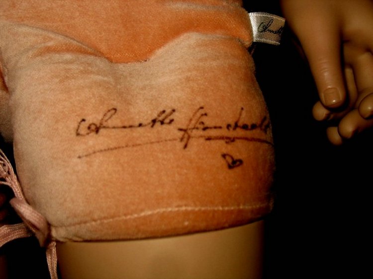 Annette Himstedt OLE - редкий экземпляр