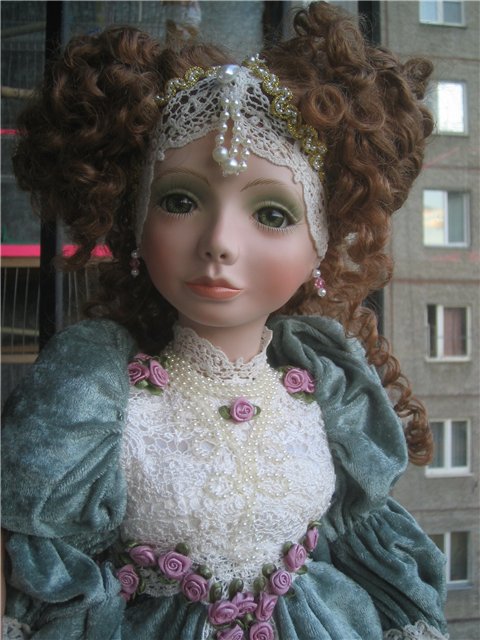 Большая фарфоровая Принцесса от Patricia Loveless
