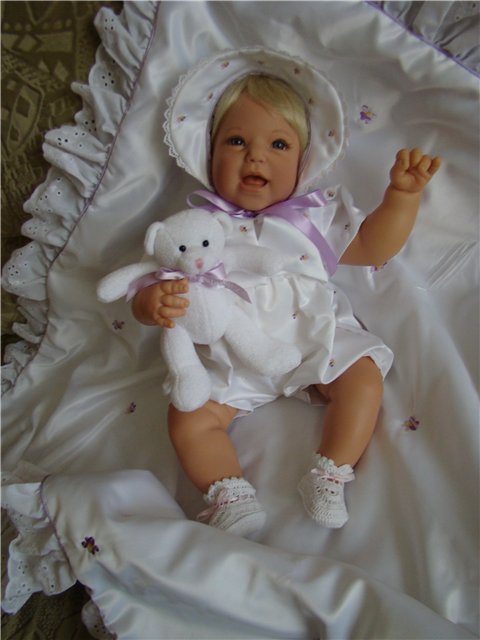 Маленькая Фиалка - "LITTLE VIOLET" коллекционная куколка Ли Миддлтон (фото 2)