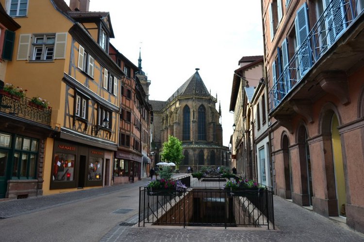 Очарование стринных французских городов