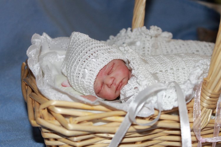 Всем любителям крошечно-ладошечных реборнчиков посвещается