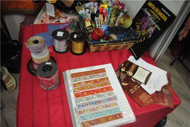 Выставка на Тишинке Атмосфера творчества. Октябрь 2014