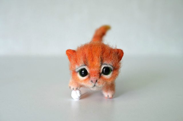 Летние мурчалки. Игрушки валянием из шерсти ручной работы (фото 3)