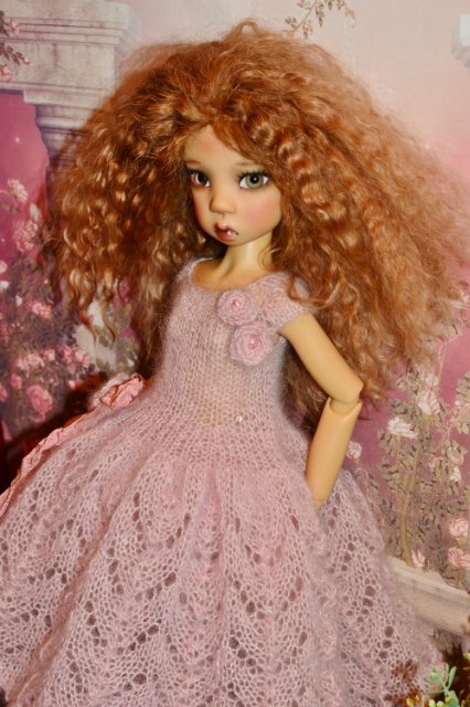 Весеннее настроение. Платья для кукол Kaye Wiggs