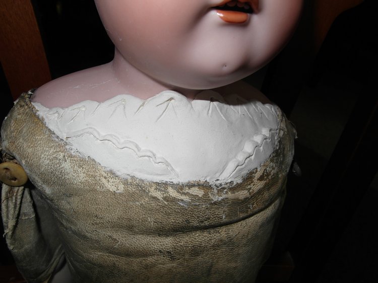 Ремонт "с фантазией" антикварной куклы (фото 4)