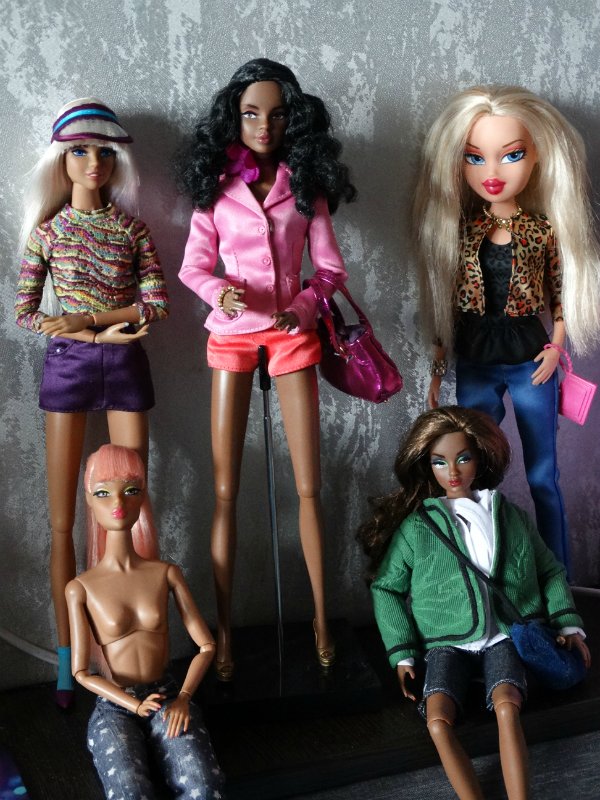 Где всё это умещается? Или моё кукольное царство