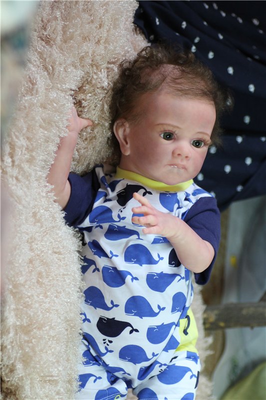 Моя Фрида. В образе мальчика. Мамочка назвала Ванечка