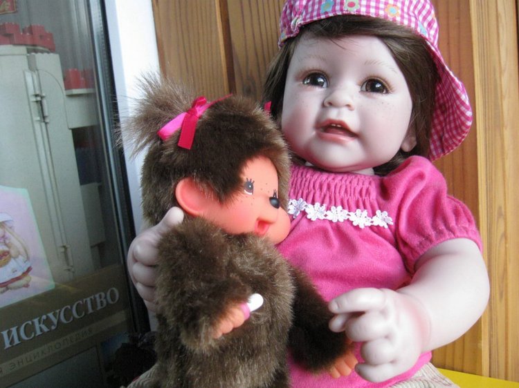 Разные детки Адора одного молда