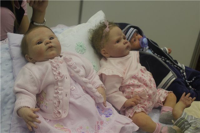 Картинки с выставки "Время кукол"