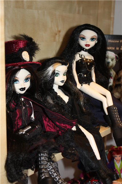 Дом, где бывают куклы. Выставка кукол на Тишинке 2012