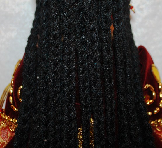 Современная национальная текстильная кукла ручной работы. Ширин