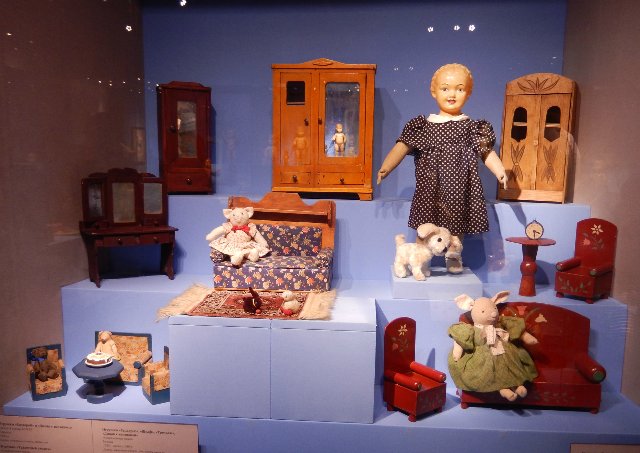 "Другое детство". Выставка в Коломенском. Часть 2 | Бэйбики "Другое детство". Выставка в Коломенском. Часть 2