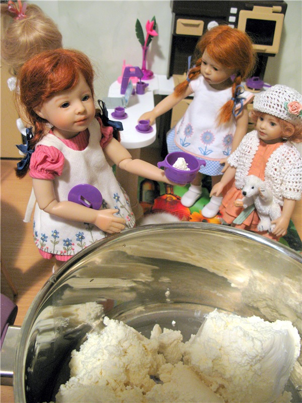 А мы тут плюшками балуемся