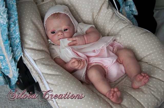 Молд с синдромом дауна PEBBLES в исполнении SILVIACREATIONS (фото 2)