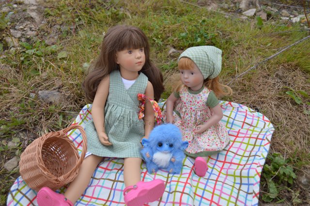 Француженка в провинции. Куклы Sylvia Natterer finouche от Petitcollin и minouche от Kathe Kruse