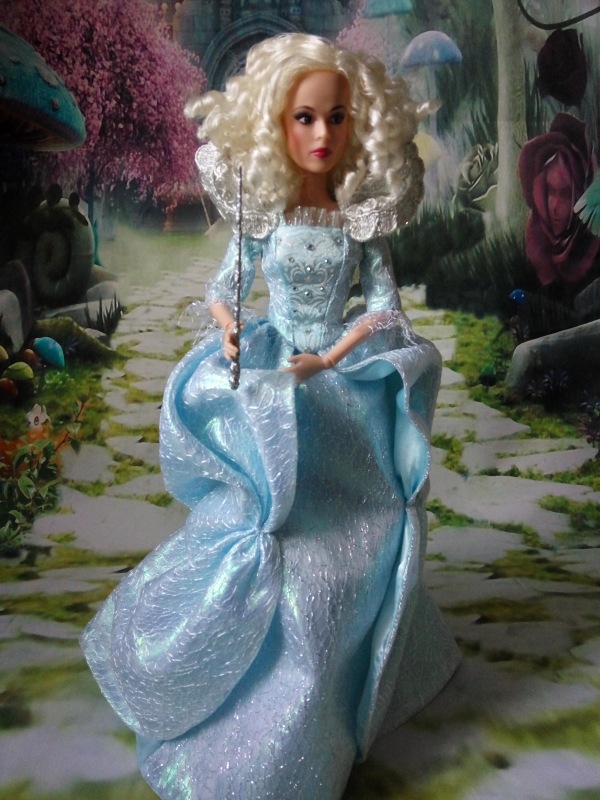 Моя колекция кукол ч1. Куклы Принцессы Диснея Алиса в зазеркалье и Золушка, Малефисента