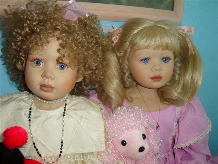 Hilary и ее сестрички от Christine Orange