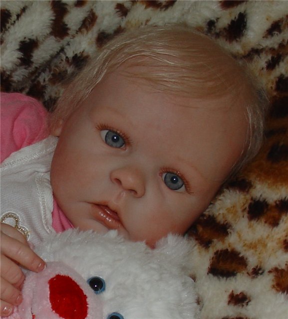Моя царевна-несмеяна. Малышка-реборн из молда Gracie от Anne Timmerman | Бэйбики Моя царевна-несмеяна. Малышка-реборн из молда Gracie от Anne Timmerman (фото 6)