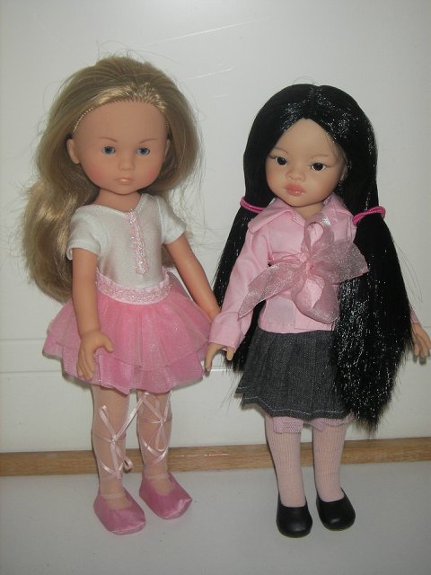 Лиля и Мила фотографируются | Бэйбики Лиля и Мила фотографируются (фото 4)