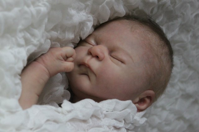 Спящий малышок Жульенчик. Куколка реборн Вишни Виктории