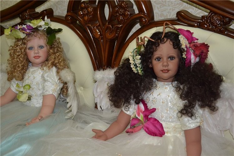 Ангелы Файзах Спанос. Blessings Bloom Around Me