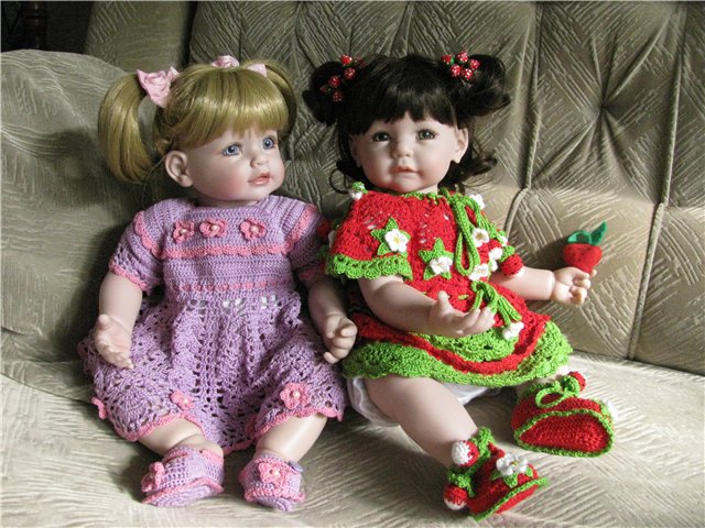 Платья для моих кукол.Вязалочки от Татьяны