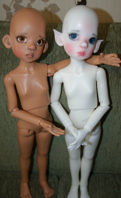 Карамель и сливки - две Лайлочки White Elf and Human Tan Kaye Wigs (фото 8)