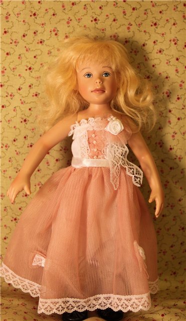 Holly от MaryAnne Oldenburg. Нашла статью о создателе кукол! В комментах