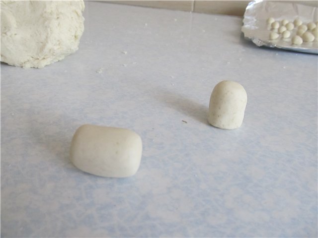 Готовимся к Светлому Христовому воскресению. Мастер класс по кукольной миниатюре - пасхальный кулич и яйца-крашенки (фото 4)