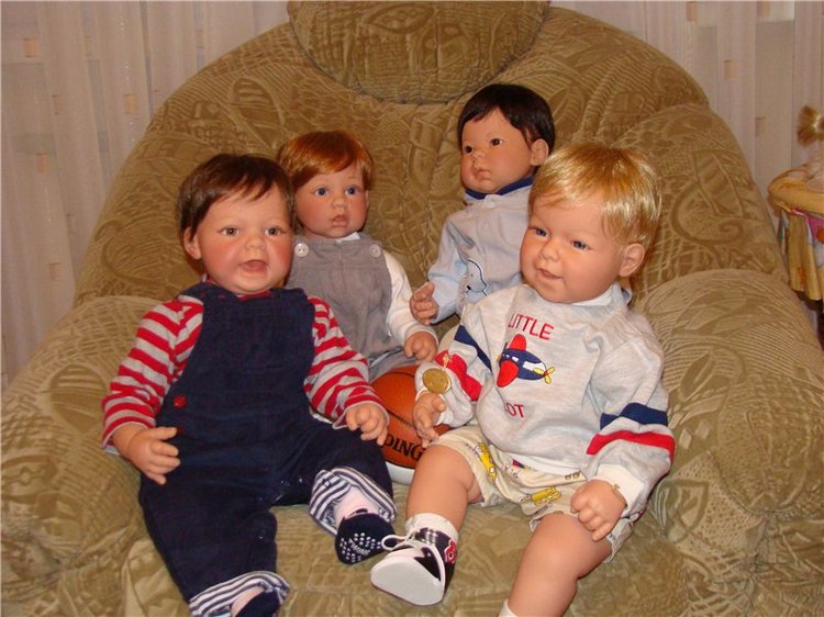 Как быстро деточки взрослеют - коллекционные куклы-мальчики от Ли Миддлтон (фото 9)