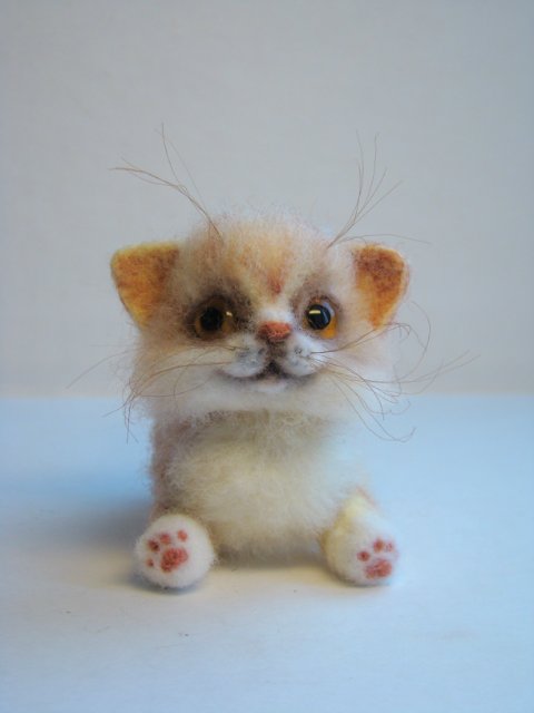 Усатый - полосатый. Авторская игрушка валянием из шерсти Ольги Чернухо (фото 5)