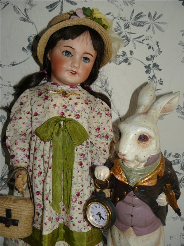 Старинная француженка-крестьянка Unis