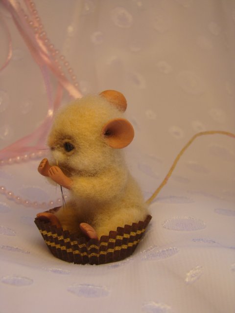 Приятная мелочь. Авторская игрушка валянием Ольги Чернухо (фото 4)