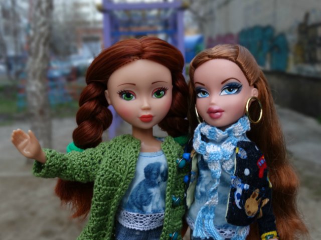 Новая куколка и её рыжие подружки