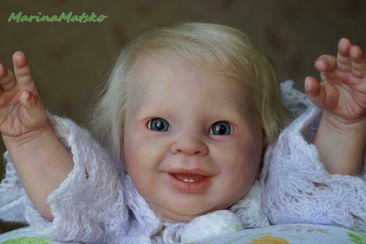 Весёлая хохотушка Маришка. Работа Марины Мацко