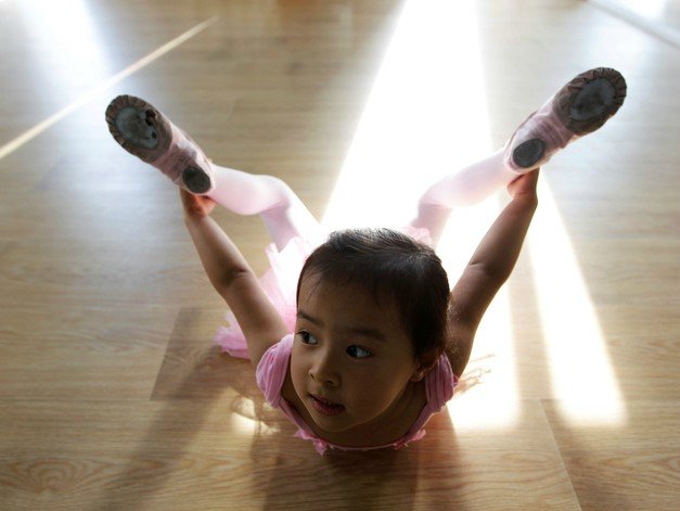 Голубая танцовщица или Магия балета. Фарфоровая коллекционная кукла от Донны Руберт