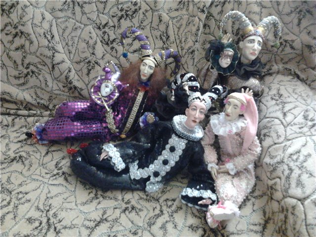 Такой притягательный образ Арлекина