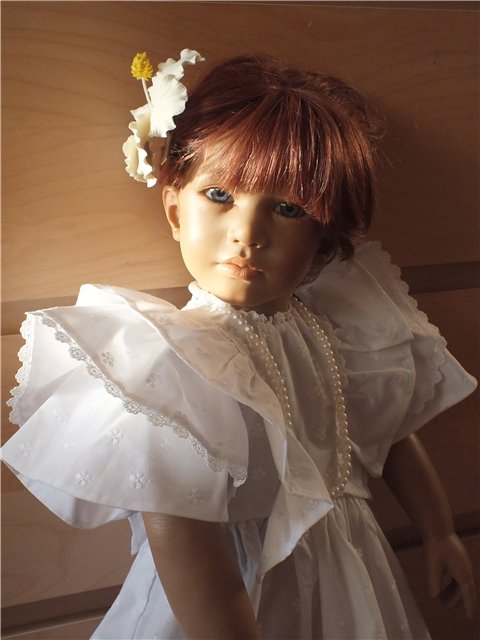 Белый гибискус... Новый образ для Янки от Annette Himstedt (фото 3)