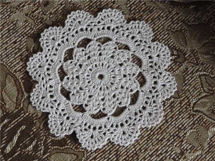 Коллекция вязаных салфеток и Сильвестор от Натальи Сильвестровой. Часть 3 (фото 8)