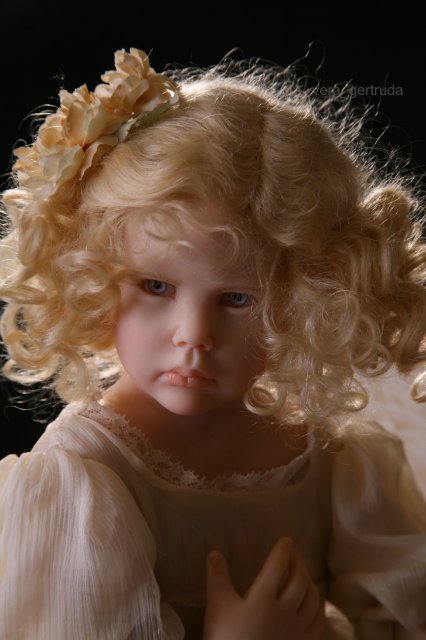 Выставка-продажа кукол и медведей в Праге - DOLL PRAGUE exhibition 2011. Новая кукла Лауры Скаттолини (фото 10)